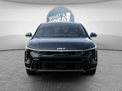 2026 Kia K4 GT-Line Turbo, photo 2