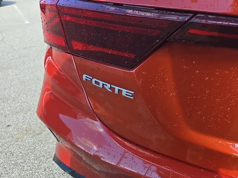 2023 Kia Forte LXS, photo 5