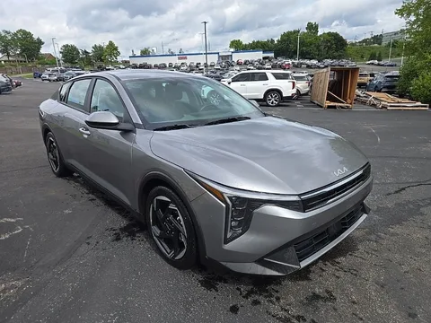 2025 Kia K4 EX