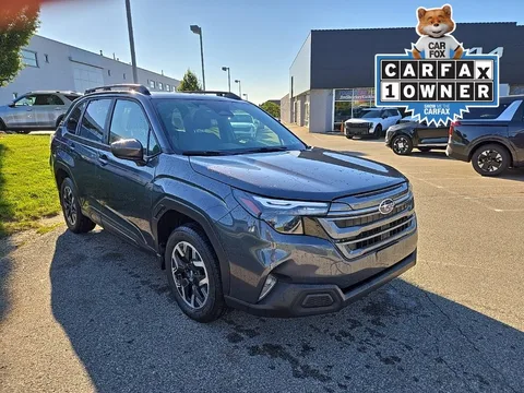 2025 Subaru Forester Premium Premium