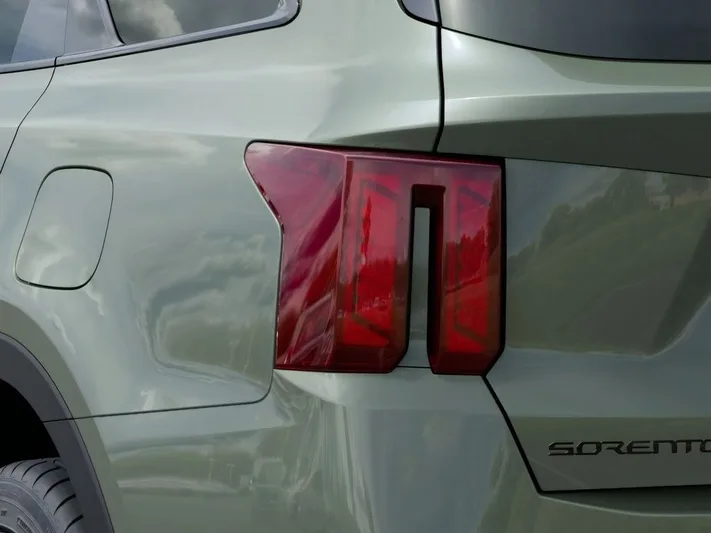 2026 Kia Sorento - view 11