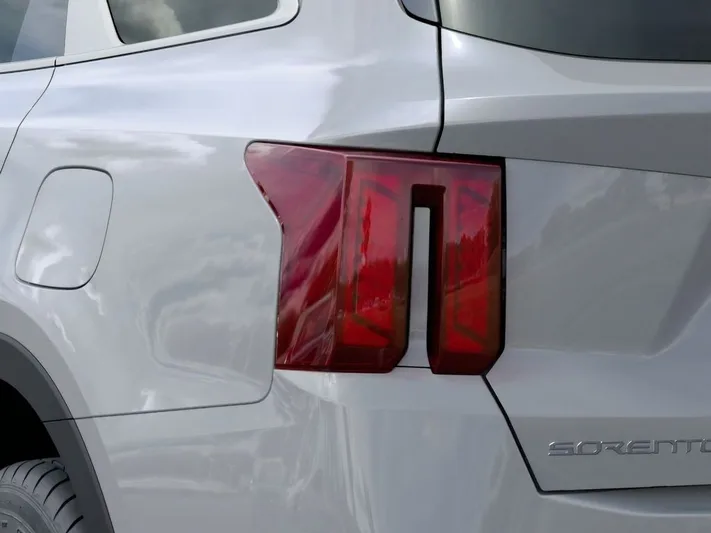 2026 Kia Sorento - view 11