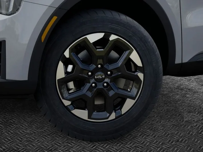 2026 Kia Sorento - view 9