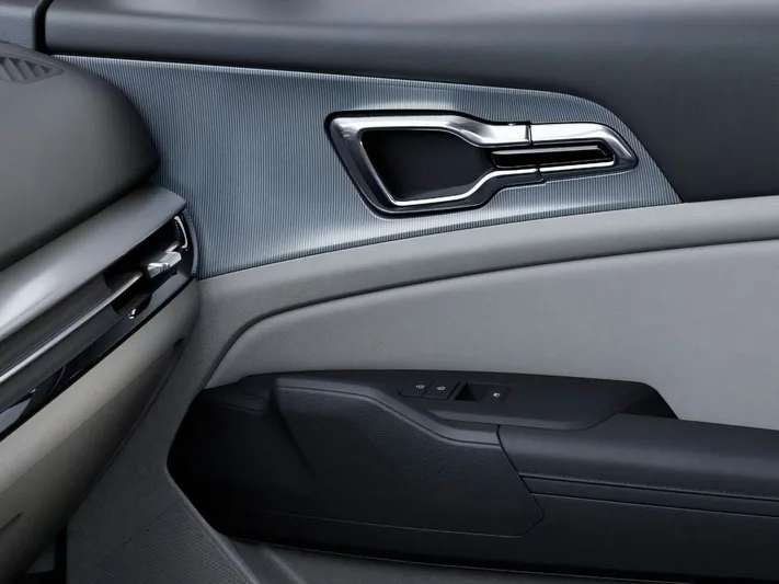 2027 Kia Sportage - view 25