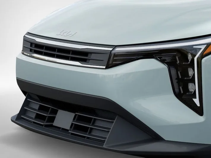 2026 Kia K4 - view 12