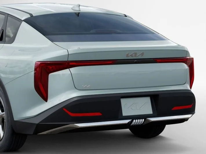 2026 Kia K4 - view 13