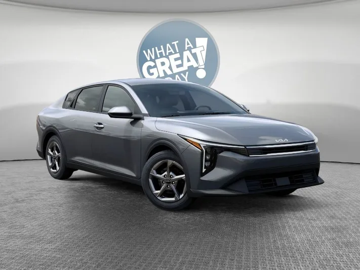 2026 Kia K4 - view 8