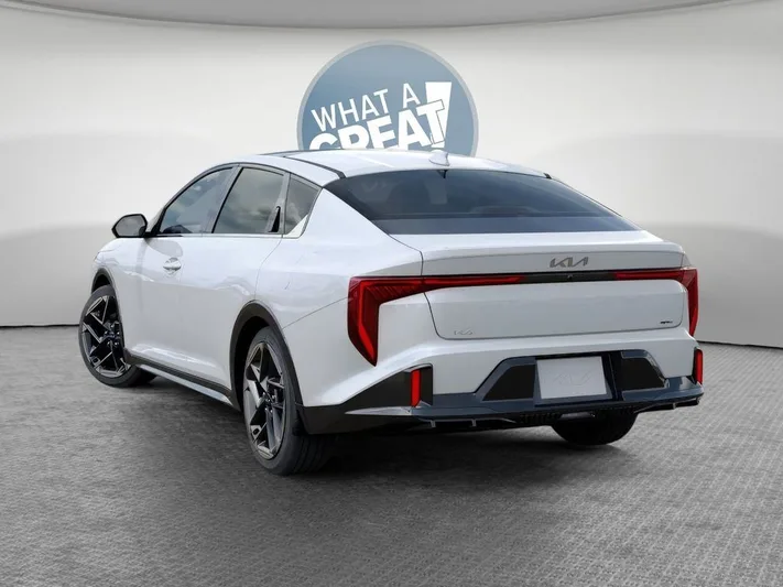 2025 Kia K4 - view 4