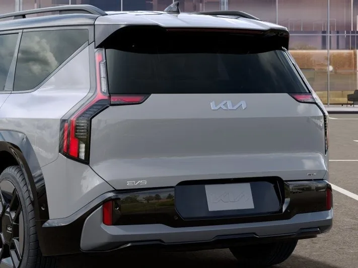 2026 Kia EV9 - view 13