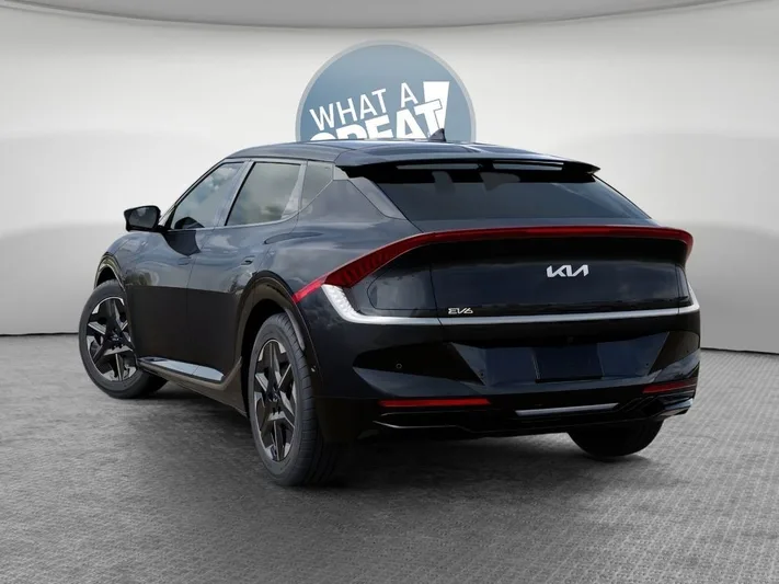 2026 Kia EV6 - view 4
