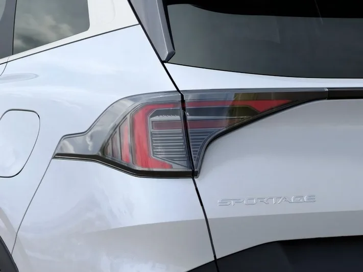 2026 Kia Sportage - view 11
