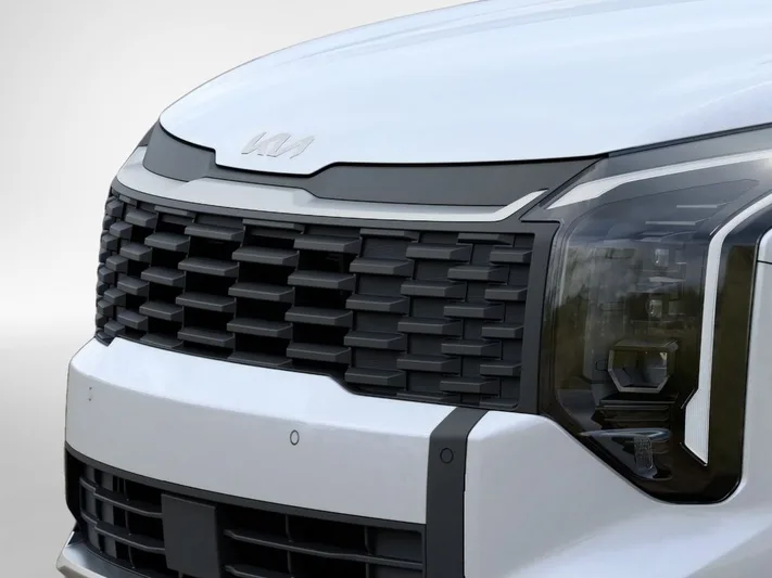 2026 Kia Sportage - view 12