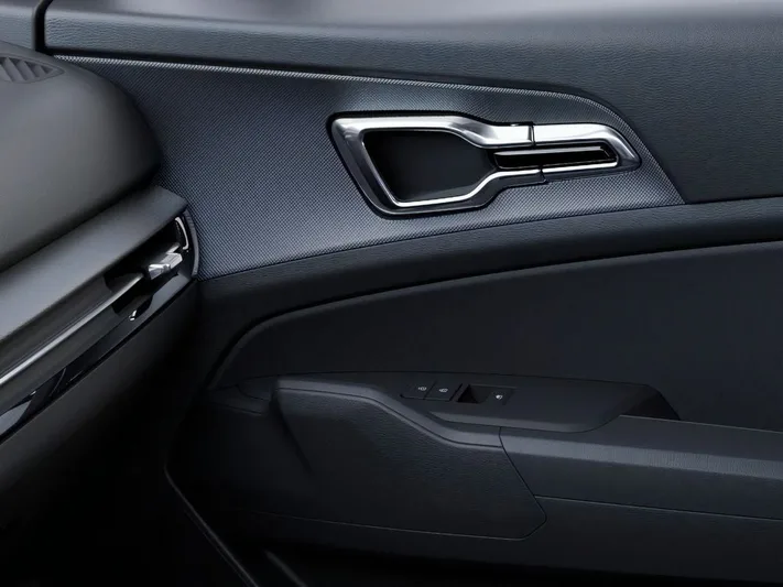 2026 Kia Sportage - view 25