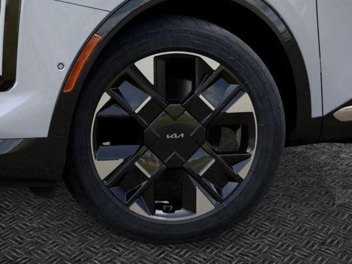 2026 Kia Sportage - view 9