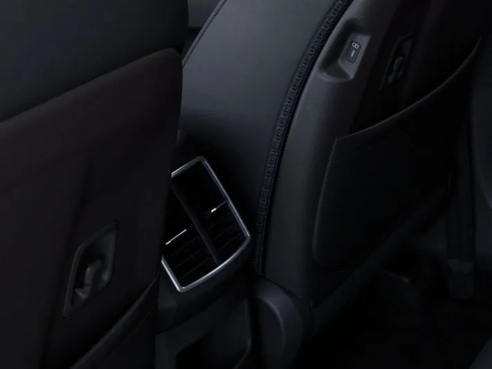 2026 Kia Sportage - view 26