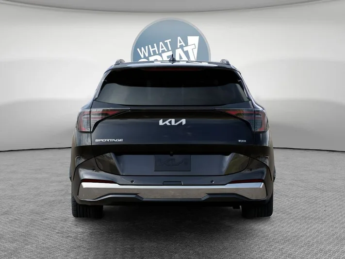 2026 Kia Sportage - view 13