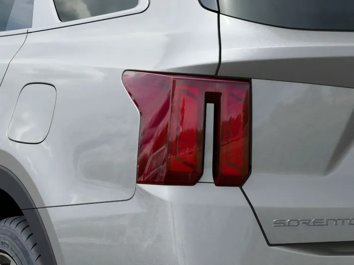 2026 Kia Sorento - view 11