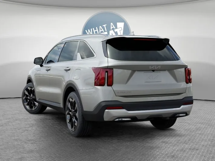 2026 Kia Sorento - view 4