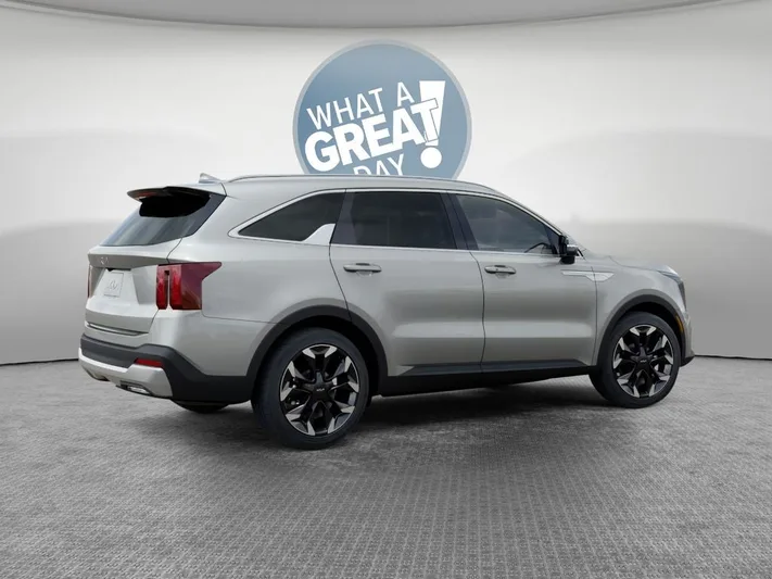 2026 Kia Sorento - view 6