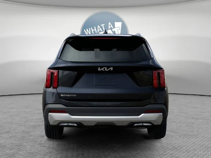 2026 Kia Sorento - view 13