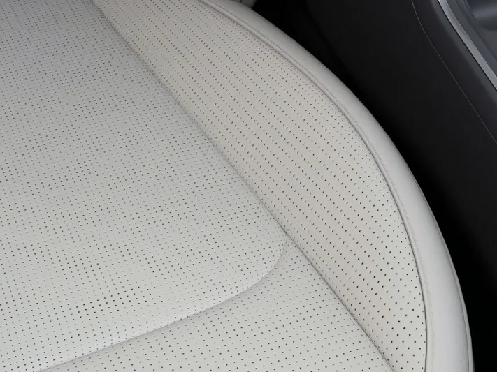 2026 Kia Sorento - view 24
