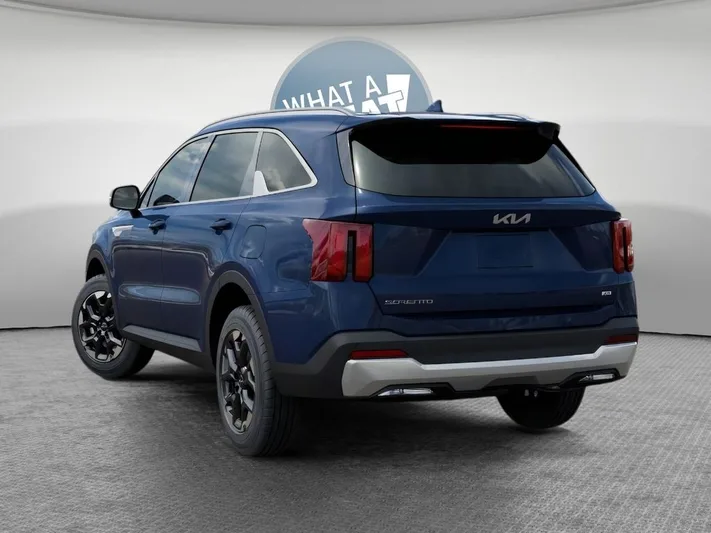 2026 Kia Sorento - view 4