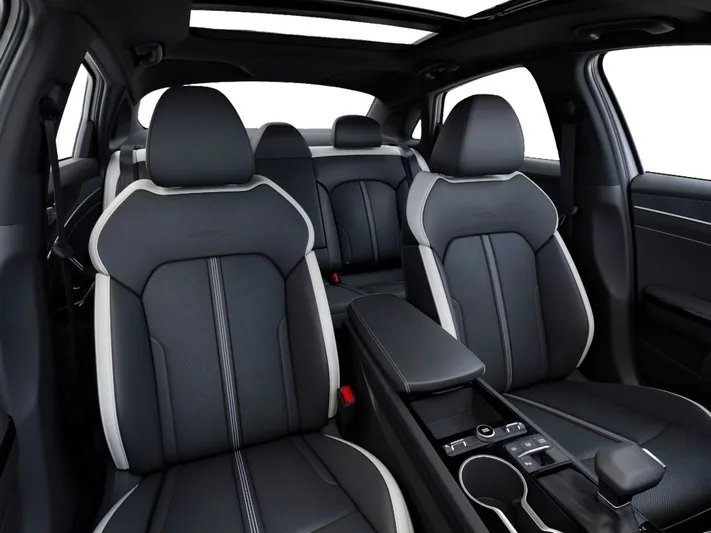 2026 Kia K5 - view 15