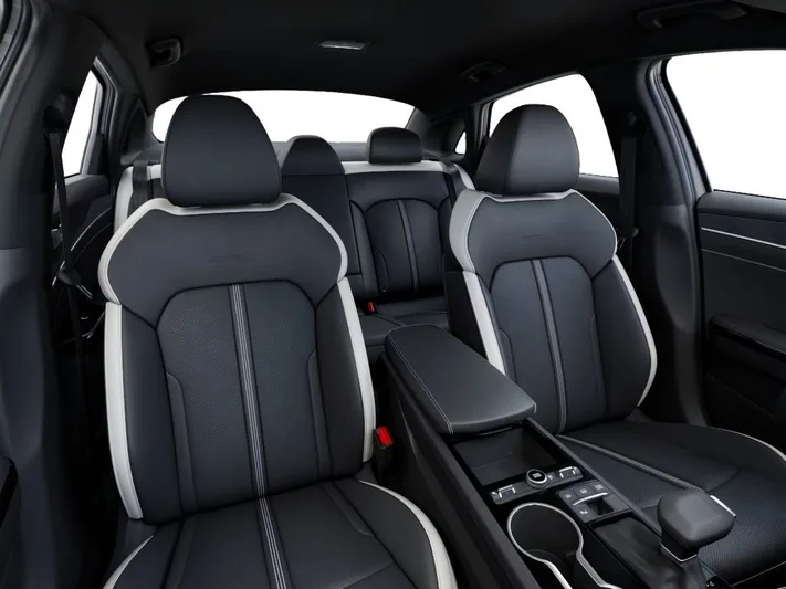 2026 Kia K5 - view 15