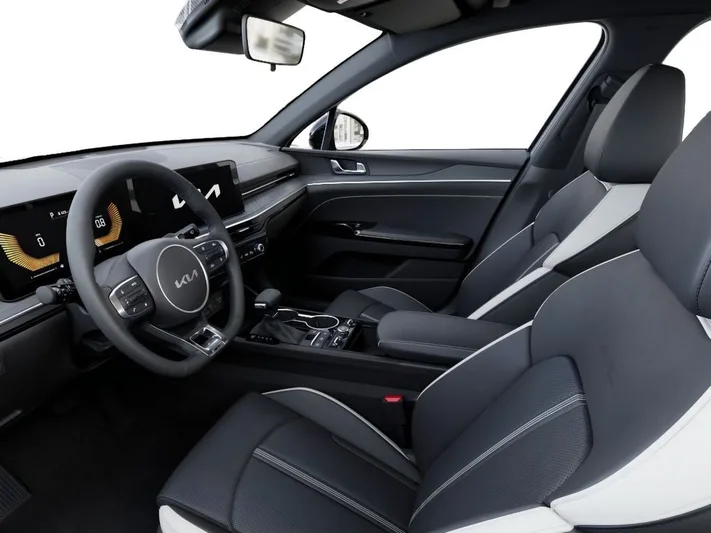 2026 Kia K5 - view 17