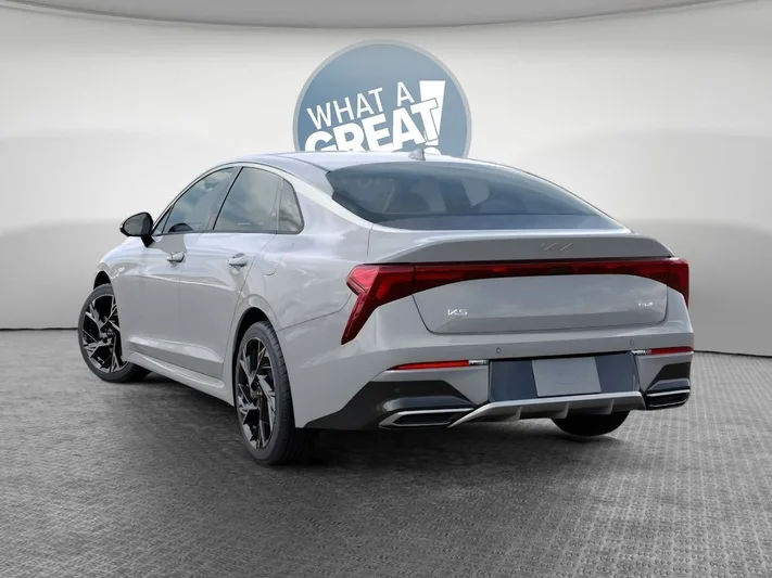 2026 Kia K5 - view 4