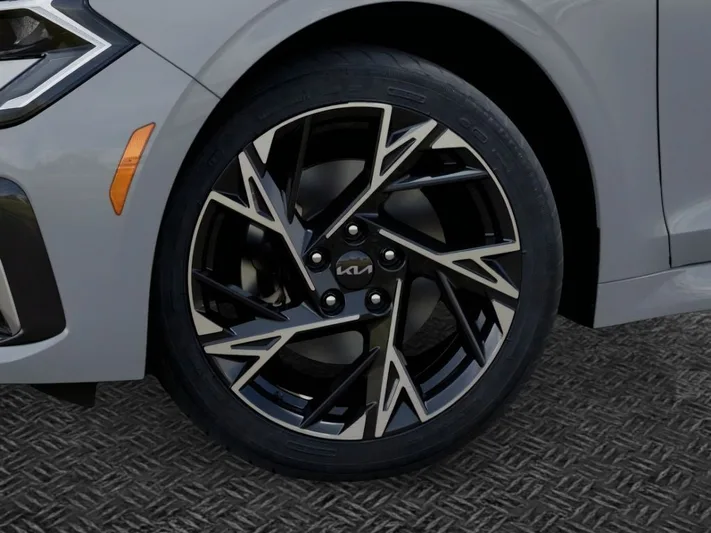 2026 Kia K5 - view 9