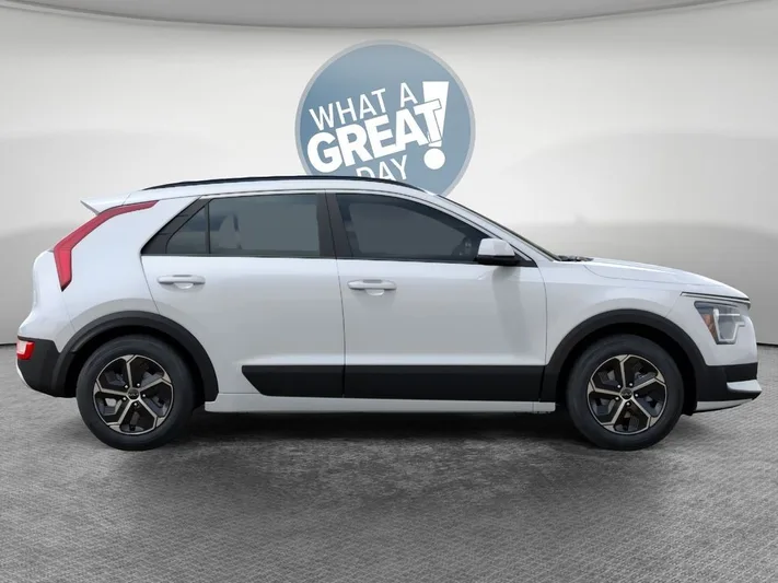 2026 Kia Niro - view 7