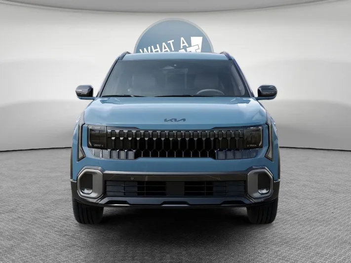 2027 Kia Seltos - view 2