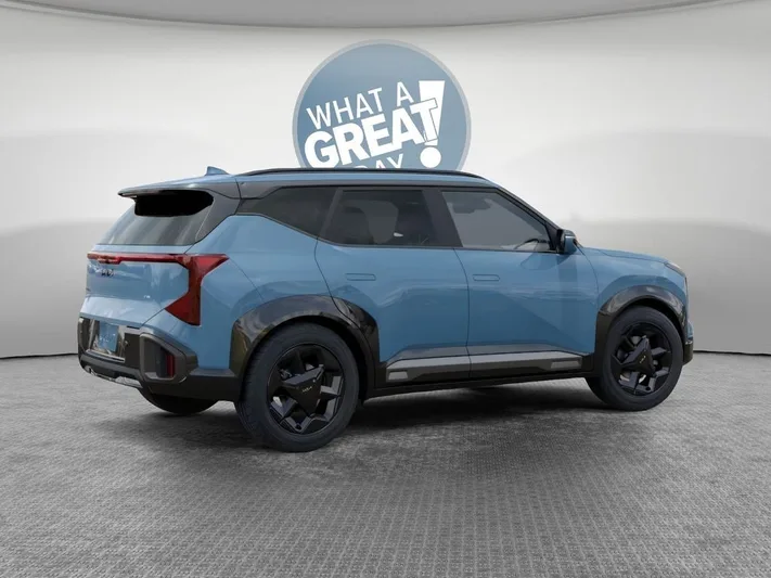 2027 Kia Seltos - view 6