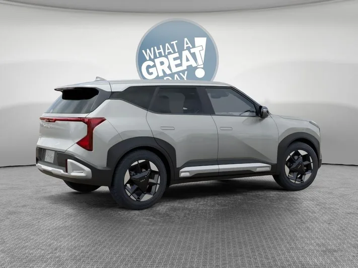 2027 Kia Seltos - view 6