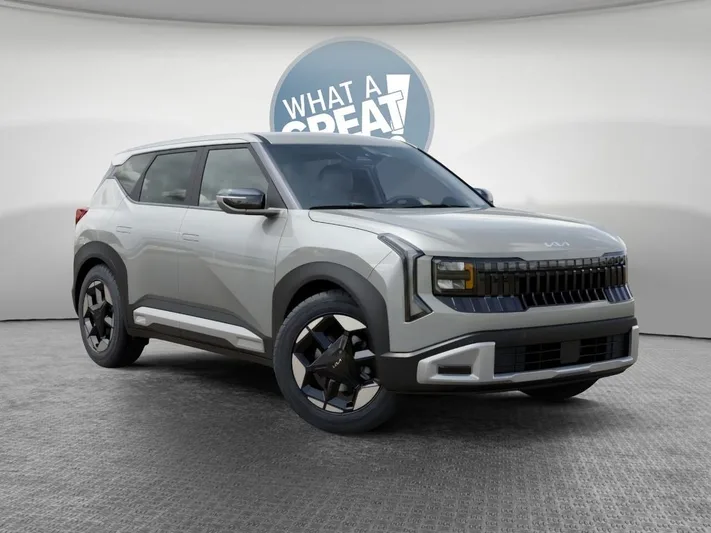 2027 Kia Seltos - view 8