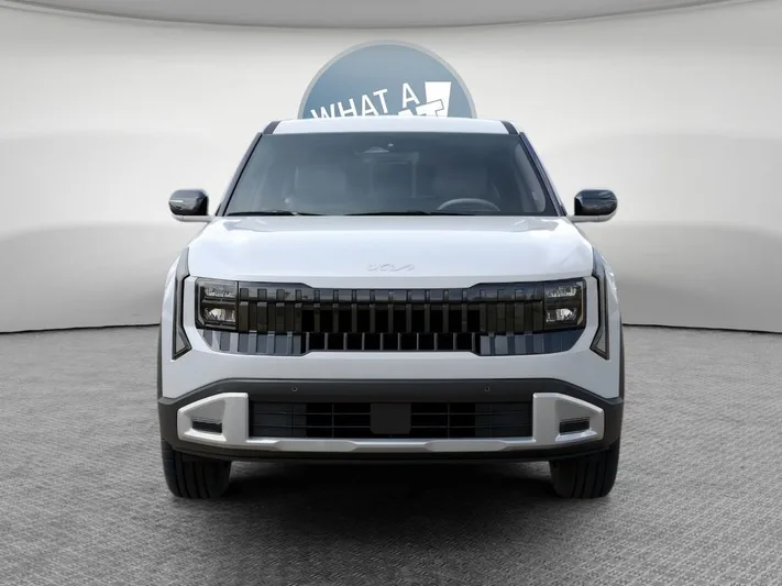 2027 Kia Seltos - view 2