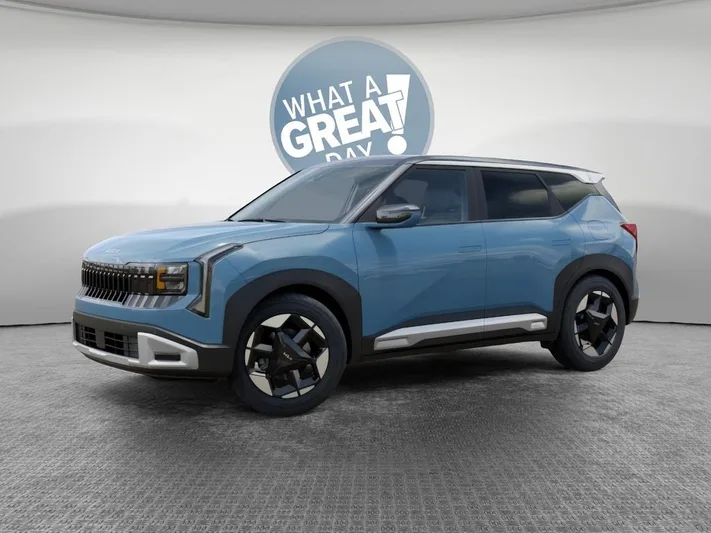 2027 Kia Seltos - view 3
