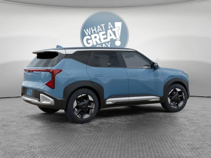 2027 Kia Seltos - view 6