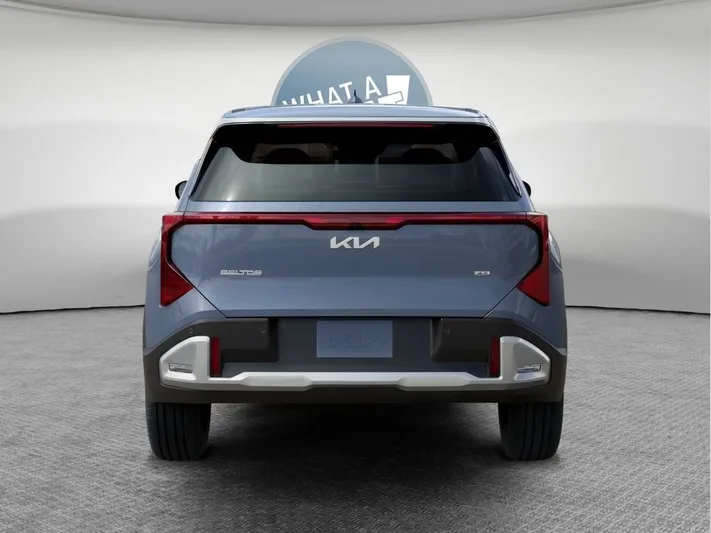 2027 Kia Seltos - view 5