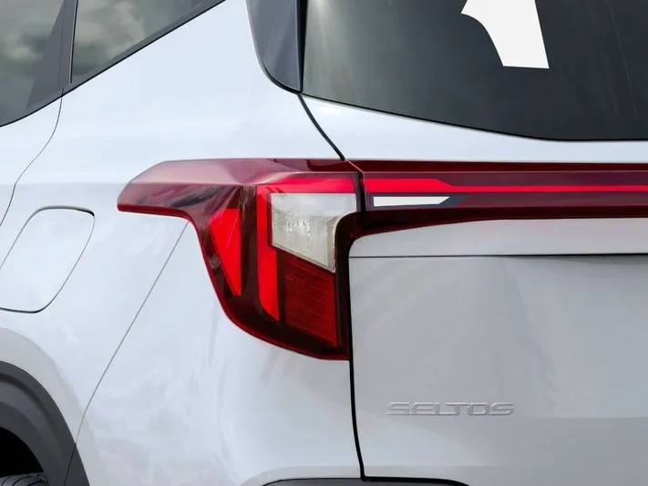 2026 Kia Seltos - view 10