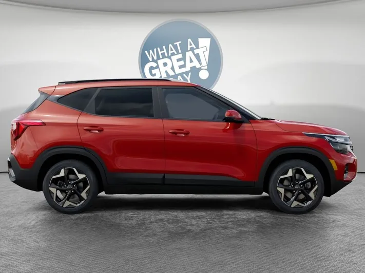 2026 Kia Seltos - view 7
