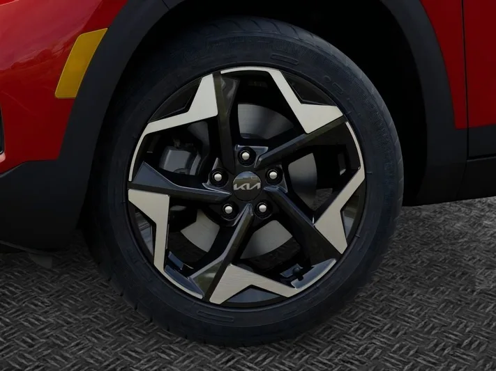 2026 Kia Seltos - view 9