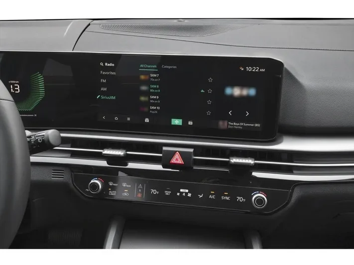 2027 Kia Sportage - view 7