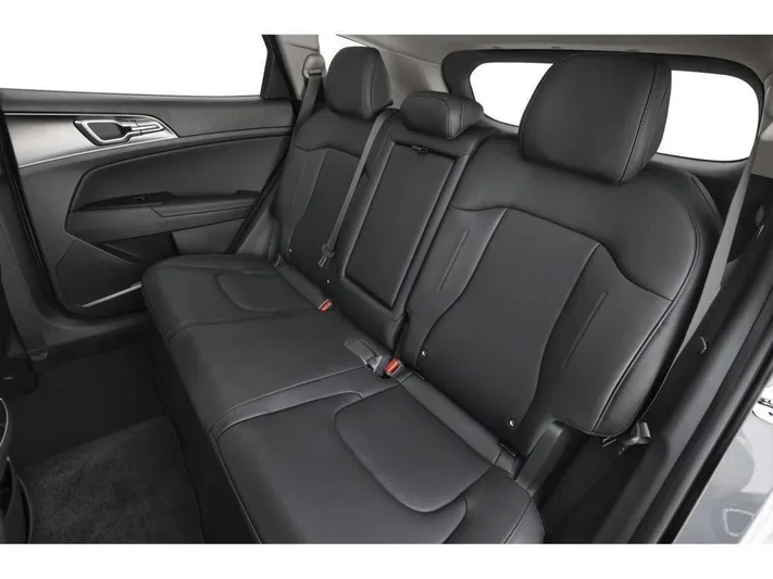 2027 Kia Sportage - view 9
