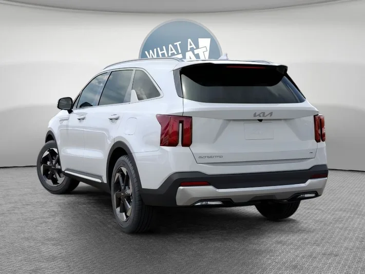 2026 Kia Sorento - view 4