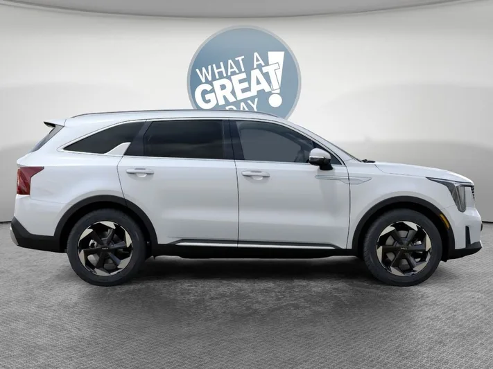 2026 Kia Sorento - view 7
