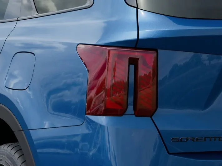 2026 Kia Sorento - view 11
