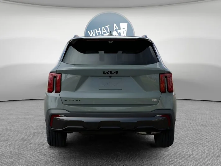 2026 Kia Sorento - view 13