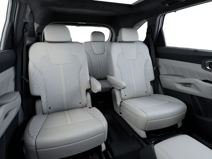 2026 Kia Sorento - view 16